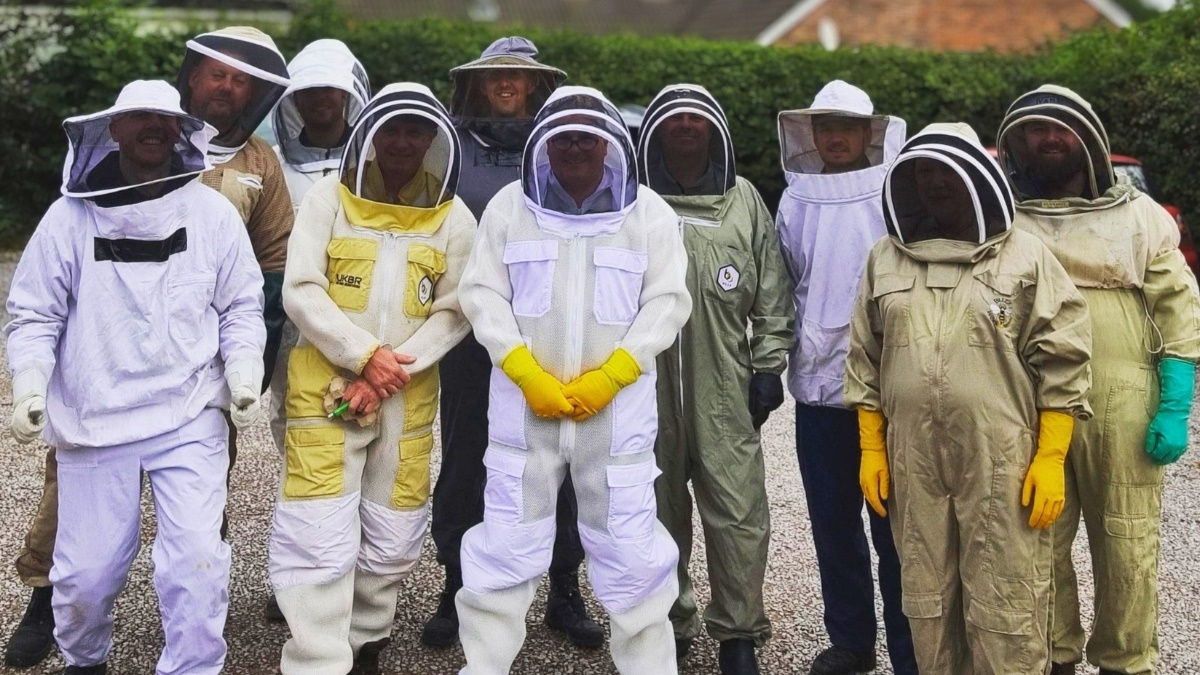 Beediseaseawarenessandbiosecurityforpestprofessionals5